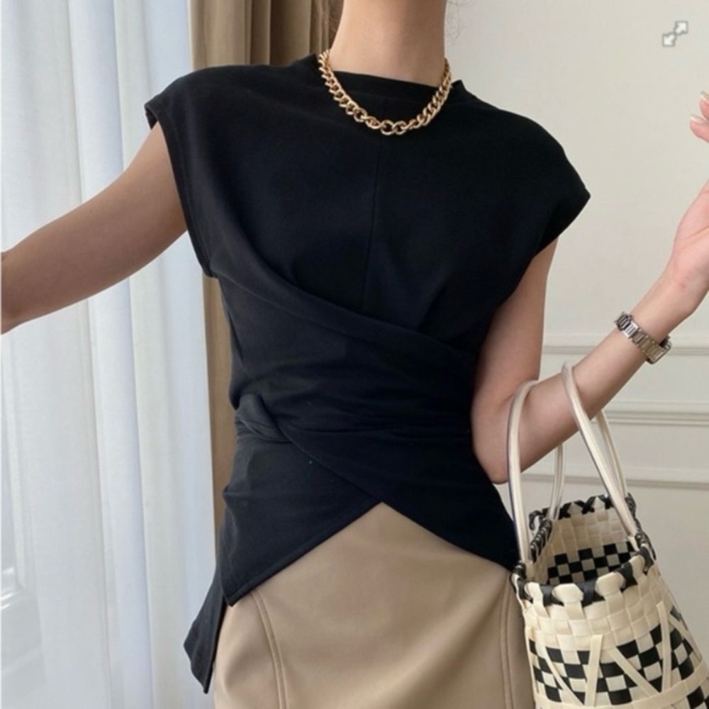Chicwish Wrap Front Tunic‎ Top Women Size XL Black Draped Convertible Cap Sleeve